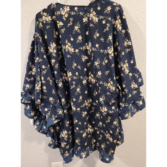 Time and‎ Tru women's Floral Kimono open front relaxed size S/M - Picture 3 of 3